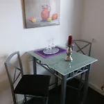 City, Links Appartement *