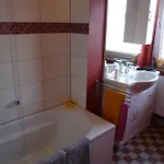 Appartement City, Links *