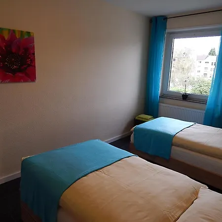 Koblenz City, Links Apartment *