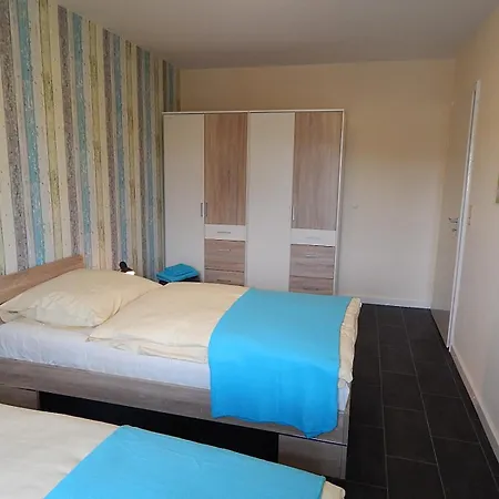 Apartment Koblenz City, Links
